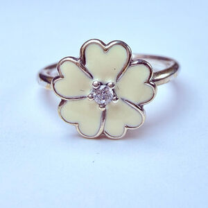 Pandora White Primrose Cubic Zirconia Enamel Daisy Sterling Silver 925 Ring